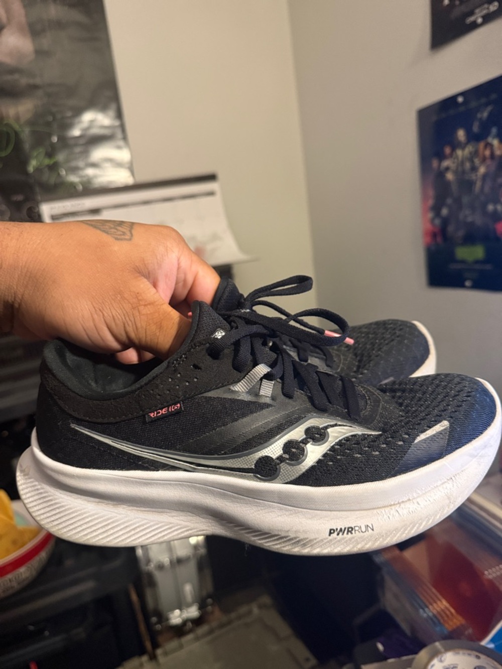 Saucony black and white Ride 16 running sneakers